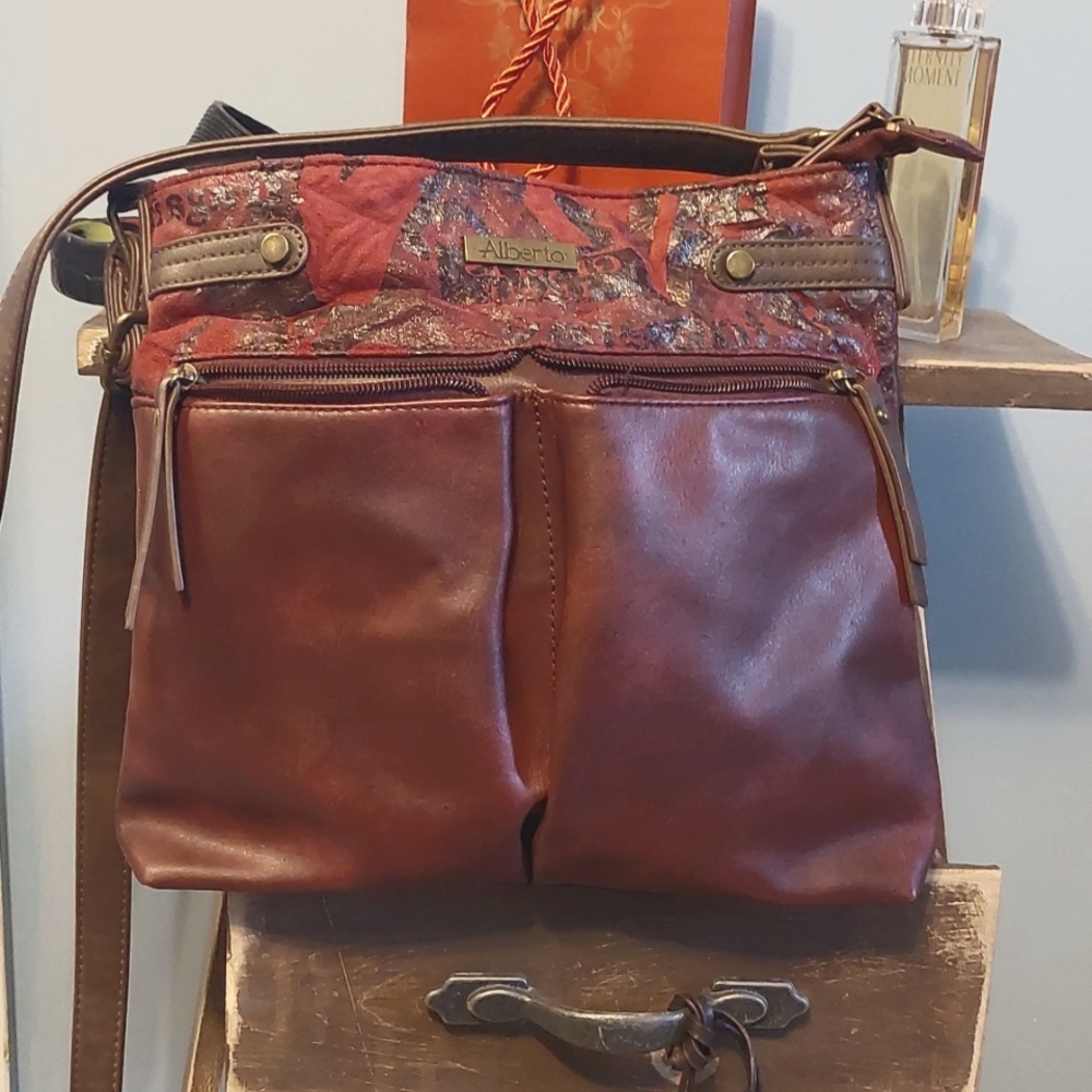 CrossBody /Shoulder Handbag